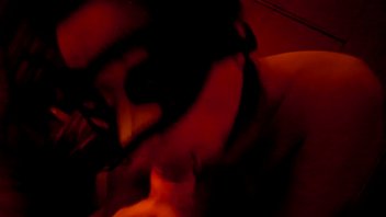 anna varentino  swallow number 16 for a new experience red light